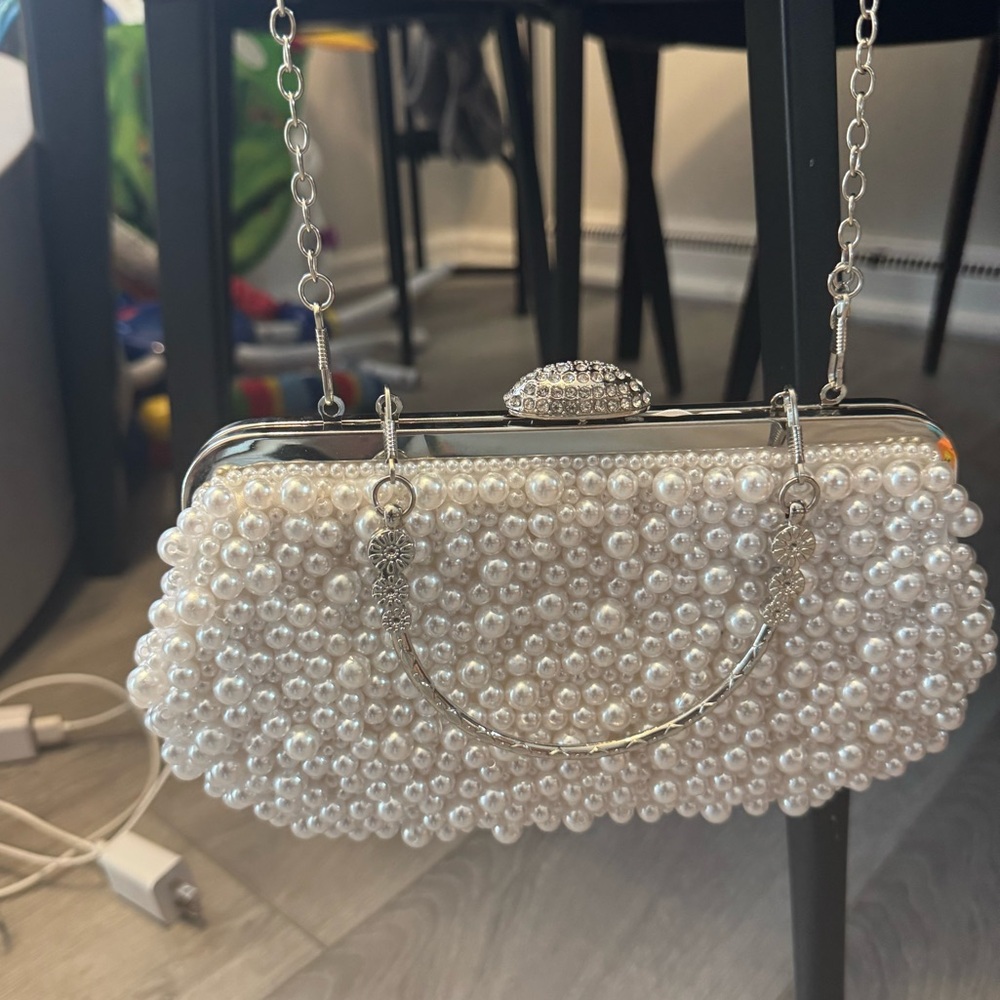 Pearl Crossbody